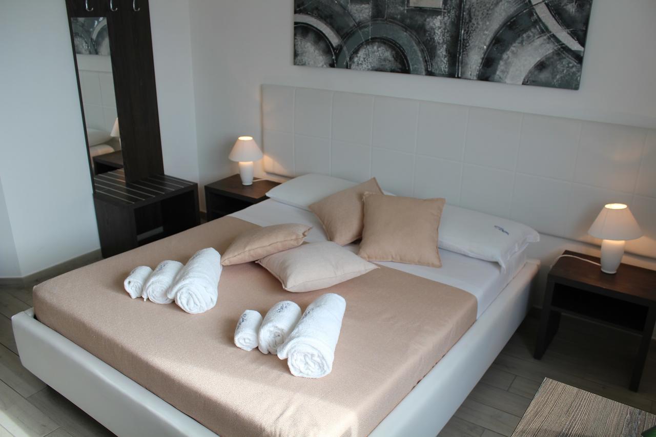 Bed and Breakfast Estasi Sul Mare à Porto Cesareo Extérieur photo